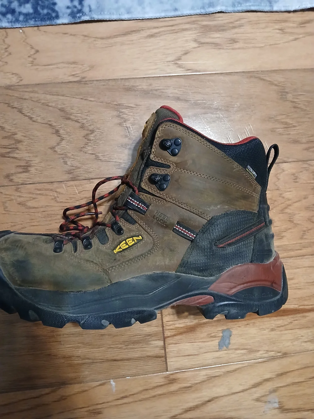 KEEN Men's Brown Waterproof Steeltoe Boot With Box